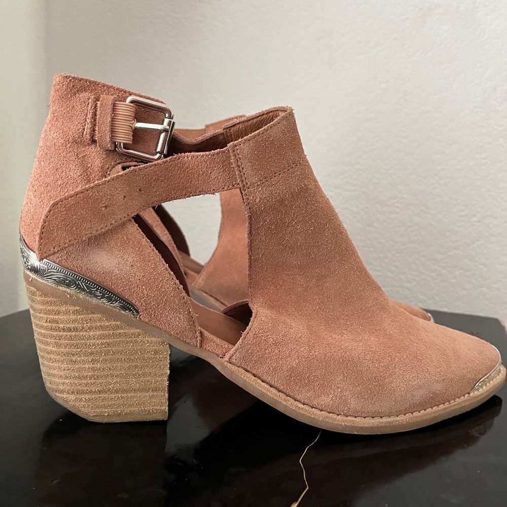 Jeffrey Campbell boots